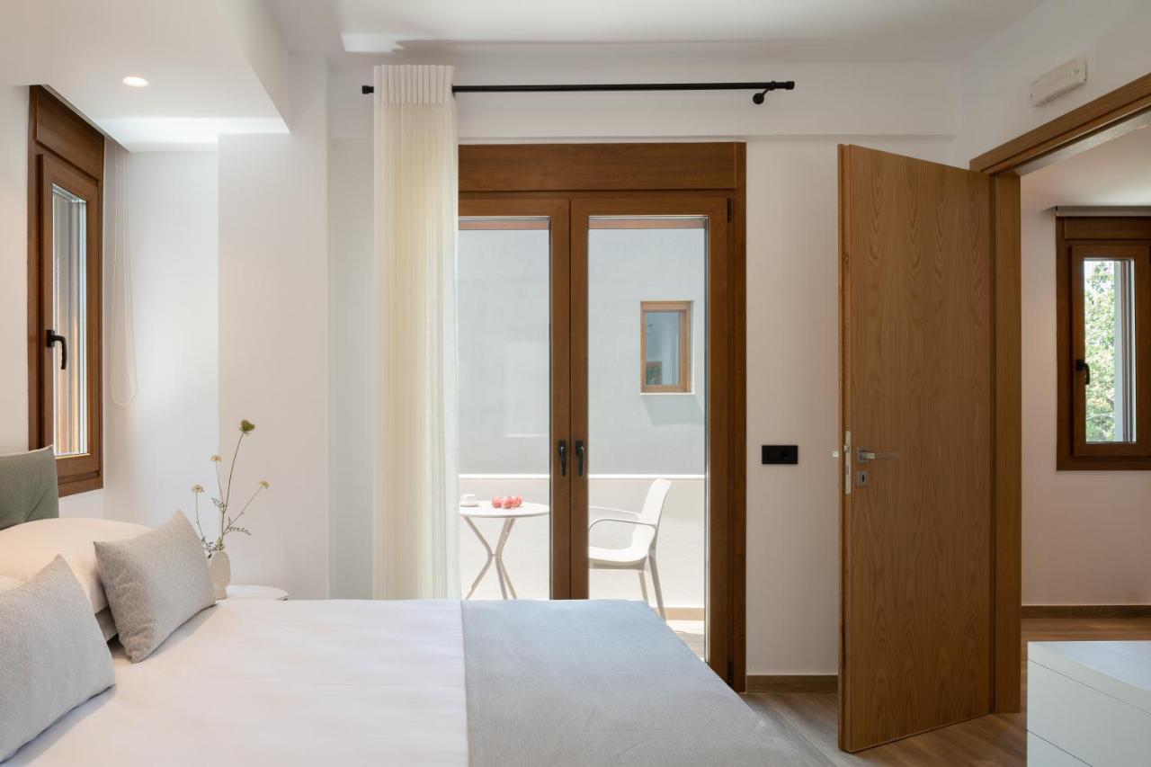 De Light Boutique Villas I II & III - Close To Rethymno, By Thinkvilla Atsipopoulo Extérieur photo
